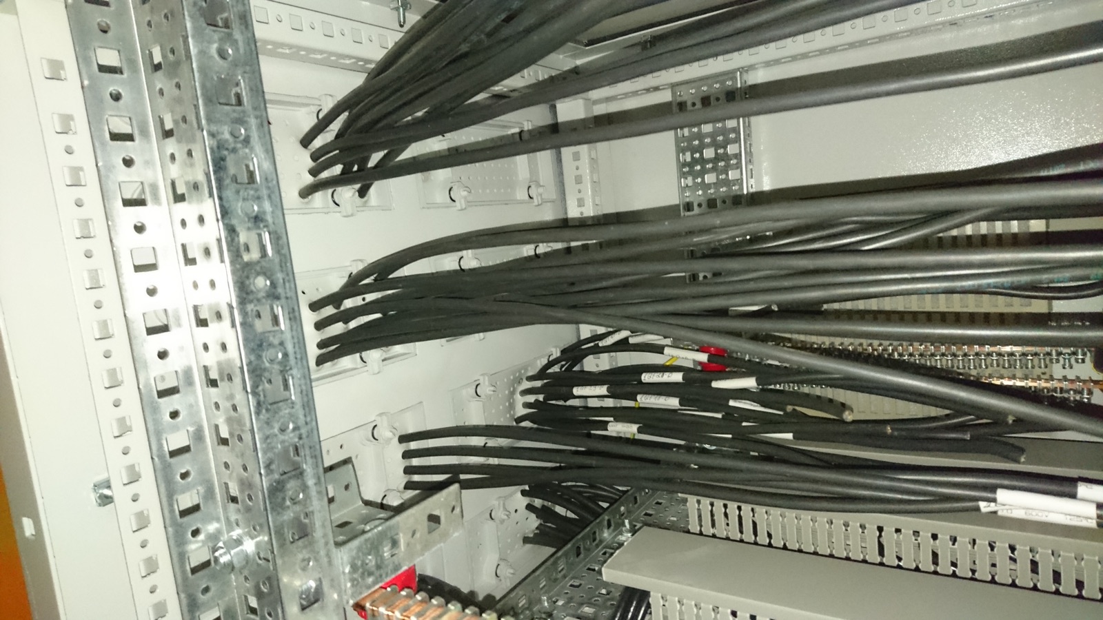 Container wiring install